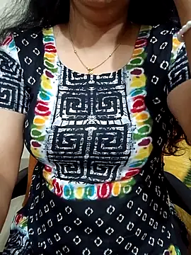 Snapshot of Priya_Boudi chatting on September 27, 7:10 pm Priya Boudi online show from September 27, 7:10 pm