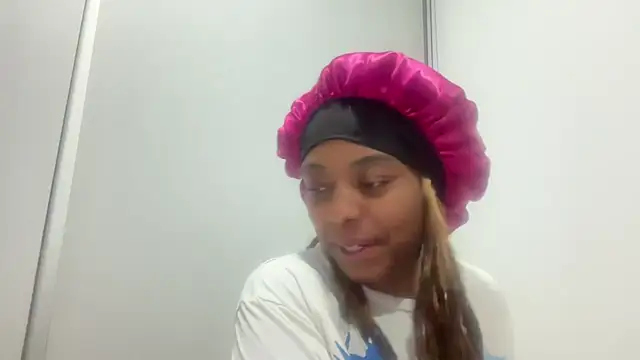 ChocolateCakeQueen online show from February 12, 4:47 am