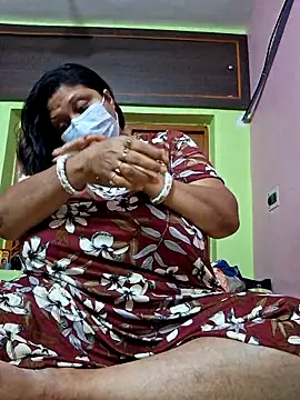 Snapshot of kunjan789 chatting on September 11, 1:06 am kunjan789 online show from September 11, 1:06 am