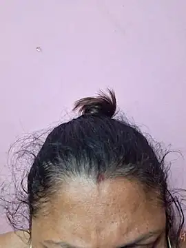 Snapshot of kunjan789 chatting on October 5, 8:14 pm kunjan789 online show from October 5, 8:14 pm