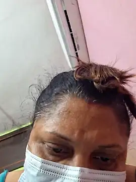 Snapshot of kunjan789 chatting on October 4, 6:45 pm kunjan789 online show from October 4, 6:45 pm