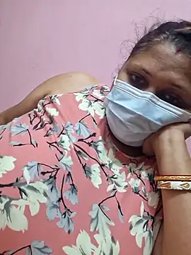 Snapshot of kunjan789 chatting on October 28, 2:39 am kunjan789 online show from October 28, 2:39 am