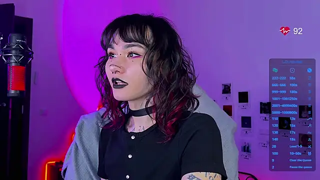 Snapshot of deadlysweet chatting on September 9, 1:27 am deadlysweet online show from September 9, 1:27 am