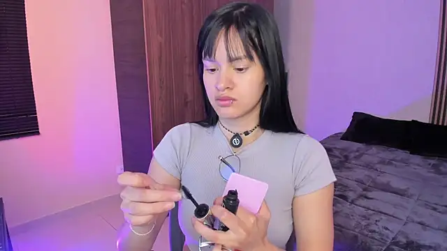 katherin smith  online show from September 10, 12:49 pm