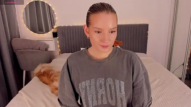 CassieRayss online show from May 14, 3:18 pm