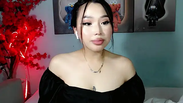 Snapshot of ichiben chatting on October 1, 1:10 am ichiben online show from October 1, 1:10 am