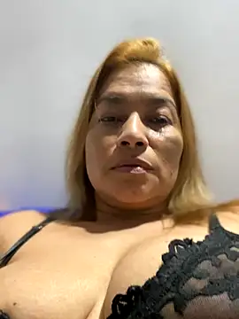 Snapshot of Jlo_69 chatting on September 14, 6:00 am Jlo 69 online show from September 14, 6:00 am