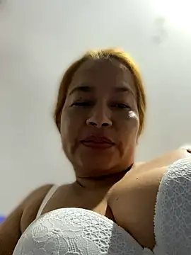 Snapshot of Jlo_69 chatting on September 22, 6:01 am Jlo 69 online show from September 22, 6:01 am