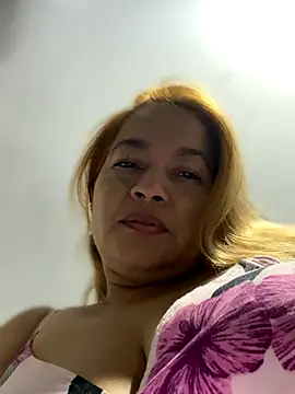 Snapshot of Jlo_69 chatting on September 16, 3:14 am Jlo 69 online show from September 16, 3:14 am