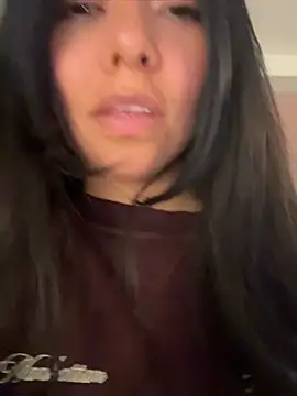 PetitLumiere online show from April 18, 2:36 am