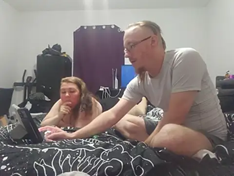 ShowNTellLovers online show from June 30, 4:01 am