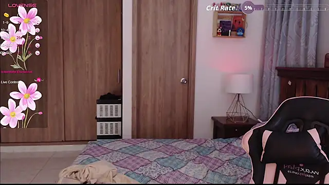 camilita08 online show from March 18, 5:45 am