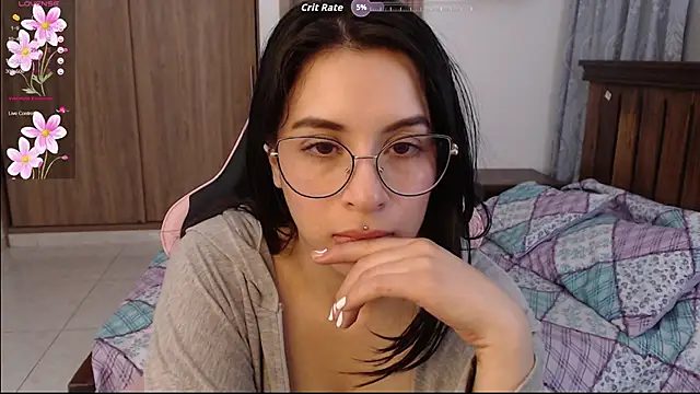 camilita08 online show from March 13, 6:15 am