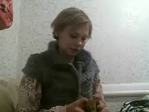 Julie Silver online show from October 14, 3:47 pm