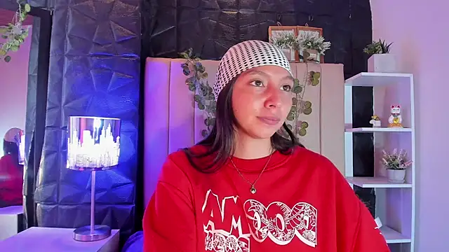 kendall saenz online show from November 11, 7:33 pm