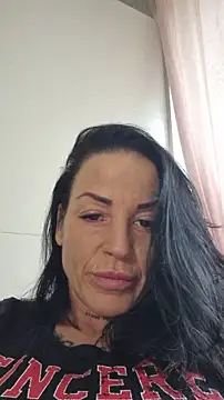 EmilyDiazofficial online show from December 2, 12:51 pm