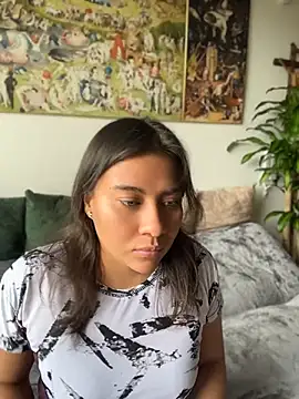 Nina-Eros1 online show from April 11, 5:49 pm