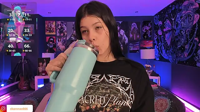 LanaKyutt online show from November 5, 12:43 pm