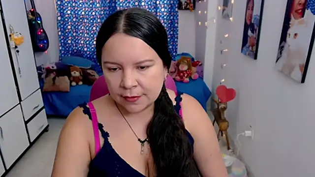 claryssa  online show from March 16, 6:45 pm