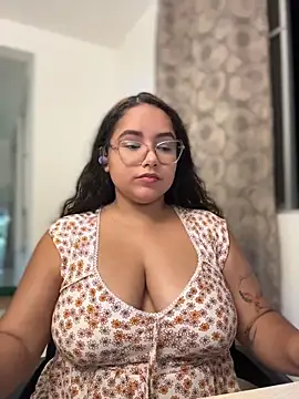 CurlyGirl 1 online show from June 11, 2:53 am