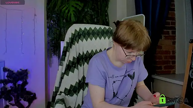 Melissa Wells online show from March 17, 8:57 pm