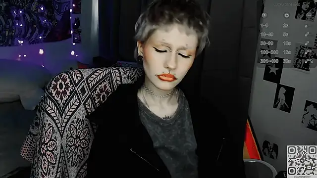 say mary online show from April 17, 8:05 am