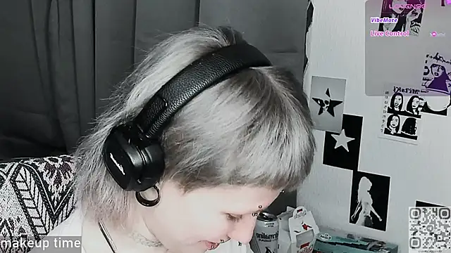 say mary online show from April 12, 6:00 pm