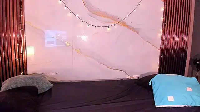 SaraApril 1 online show from July 28, 8:52 pm