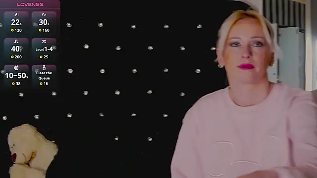 OliviaShaw23 online show from March 8, 2:04 am