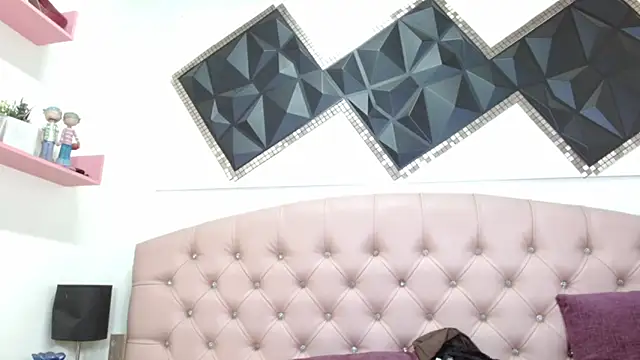 andrea safeira doll online show from March 28, 6:40 pm