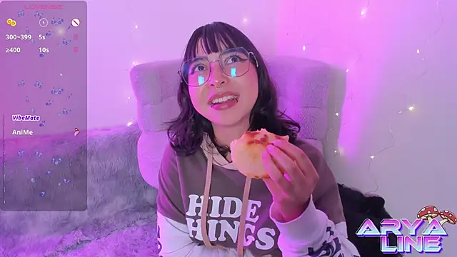 arysUwU online show from February 3, 6:40 am