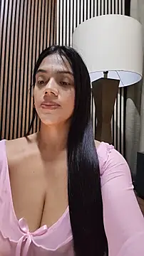 Deisy Torres online show from February 6, 9:18 pm
