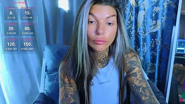 Snapshot of tattooedBabyy chatting on October 25, 10:34 am tattooedBabyy online show from October 25, 10:34 am
