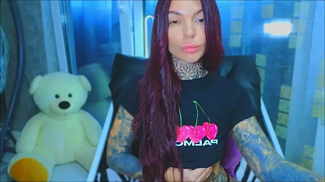 tattooedBabyy online show from May 29, 9:51 am