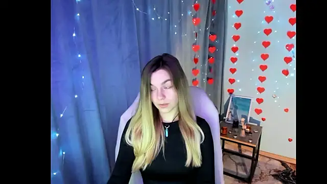 Sweet me  online show from March 13, 6:58 am