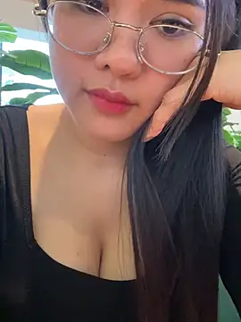 Lynn-babie online show from July 6, 8:52 am