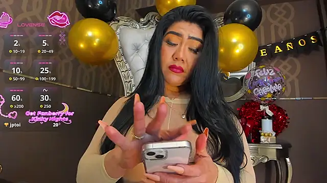 Janna Rousse  online show from November 26, 1:23 pm