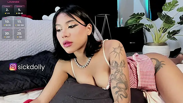 darkydolly  online show from November 7, 4:07 am