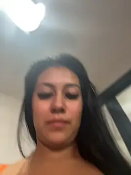 Miss Racheal BR online show from May 13, 1:06 pm