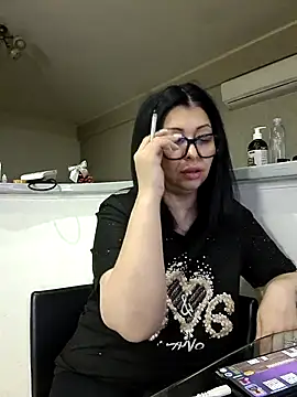 Milf Abigail online show from February 7, 3:10 am