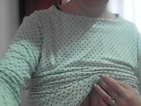 AnaXBerry online show from February 2, 7:07 am