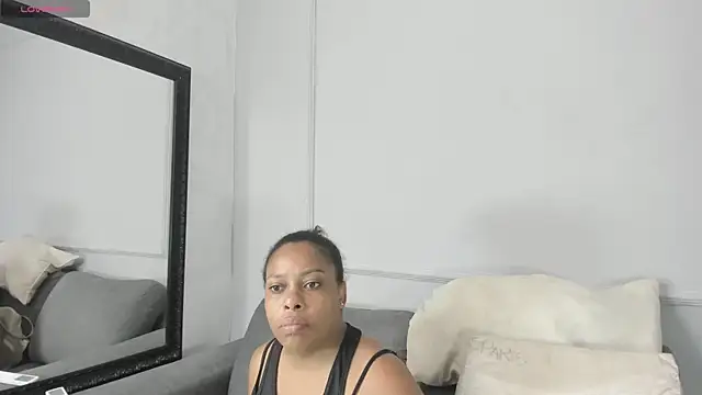 BrianaHazel online show from April 13, 12:01 am