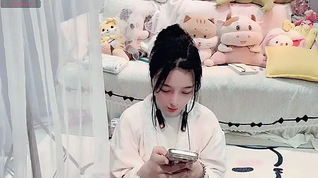 AKiKi711 online show from March 24, 3:17 pm