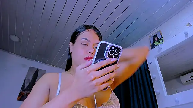 LatinVenuz online show from February 7, 4:49 am