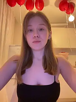 Eva Weyne online show from March 30, 9:47 pm