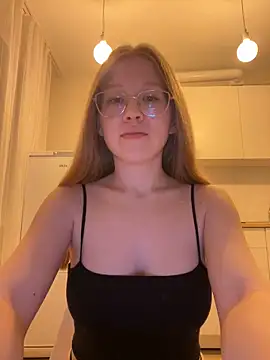 Eva Weyne online show from October 11, 6:43 pm