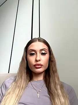 Snapshot of Sweet__Milly chatting on September 14, 12:14 pm Sweet  Milly online show from September 14, 12:14 pm