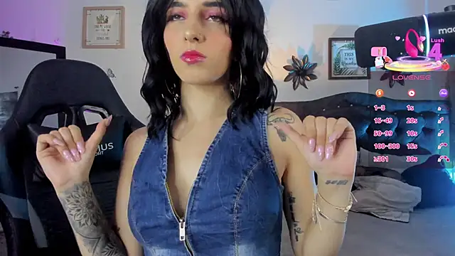 devlin violett online show from October 1, 1:32 am