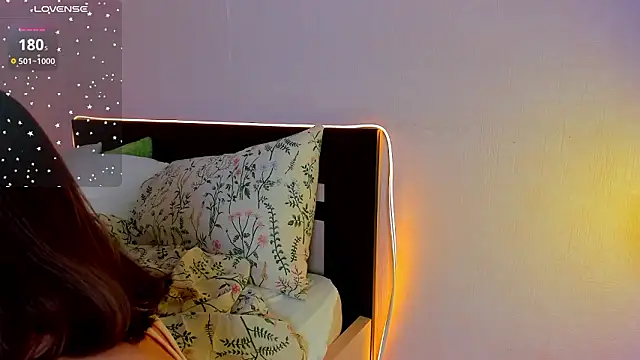 lexxxxxxi online show from March 11, 6:21 pm