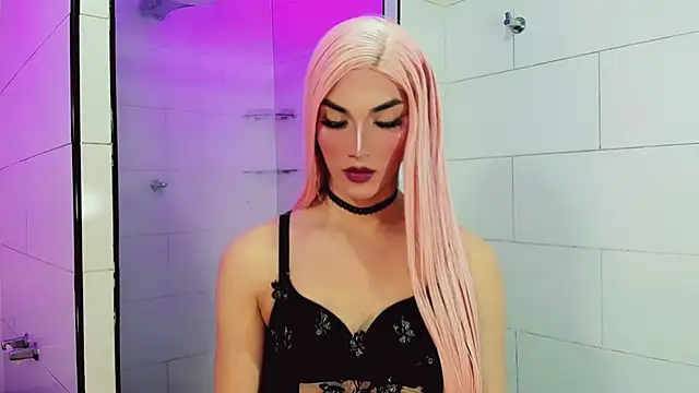 Victoria Kastelo online show from November 3, 7:18 pm